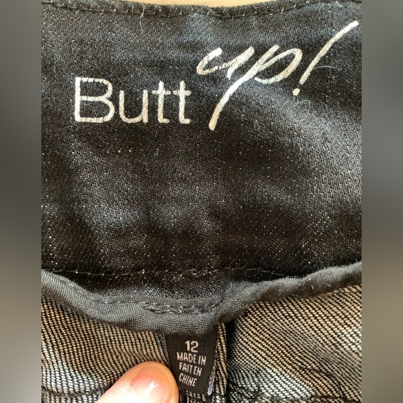 UP Black Skinny Jeans Sleek Modern Design - Picture 2 of 6